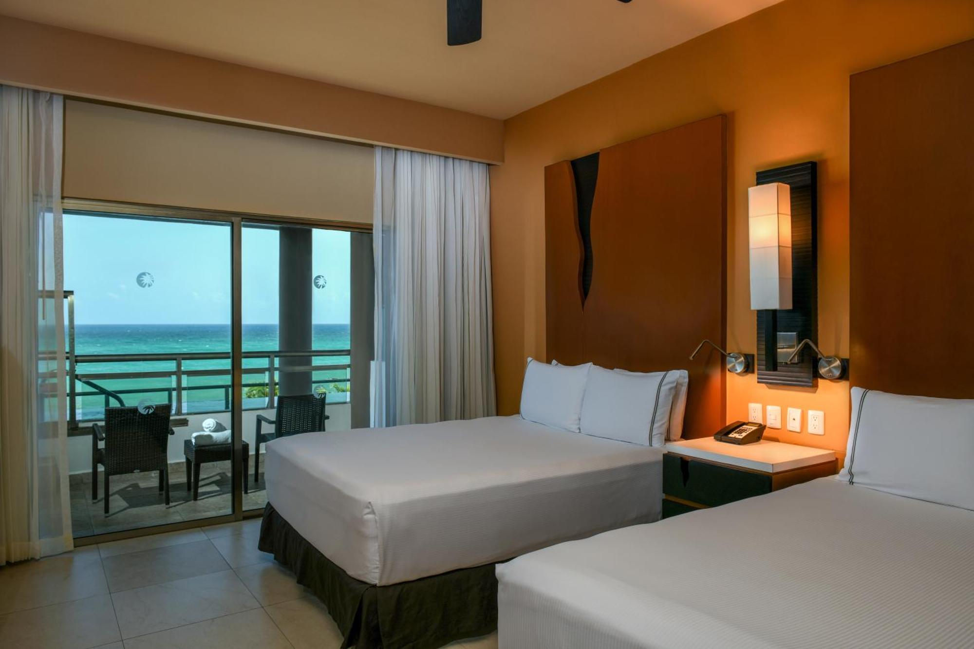Generations Riviera Maya Family Resort Catamaran, Water Park & More Inclusive 푸에르토 모렐로스 외부 사진